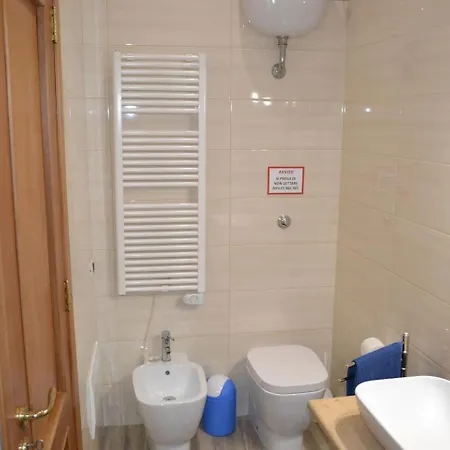 Appartement Traversa Toledo, Intero Al Plebiscito *